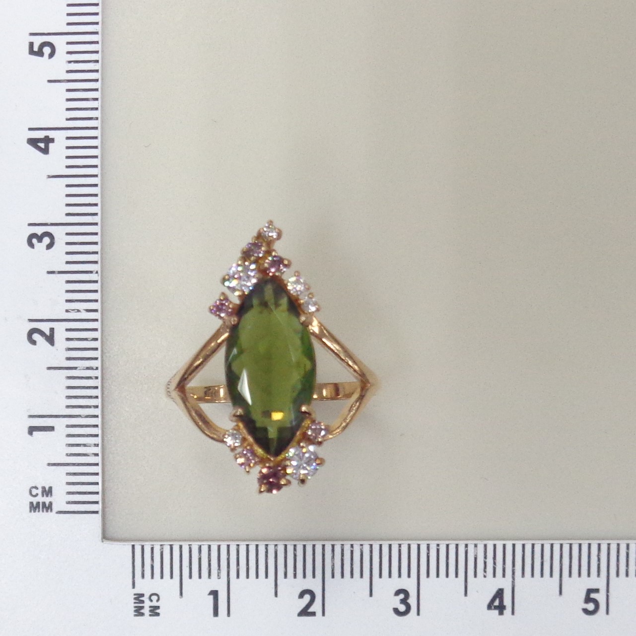 Серебряное кольцо с кварцем